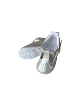 Load image into Gallery viewer, Girls Champagne Leather Shoe