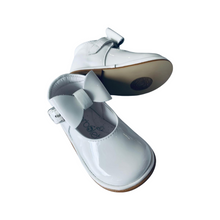 Load image into Gallery viewer, Clarissa Girls White Patent Shoe